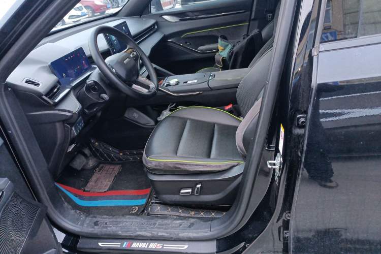 Used Haval H6S 2022 1.5T DHT Joyride Edition Left Front Seat