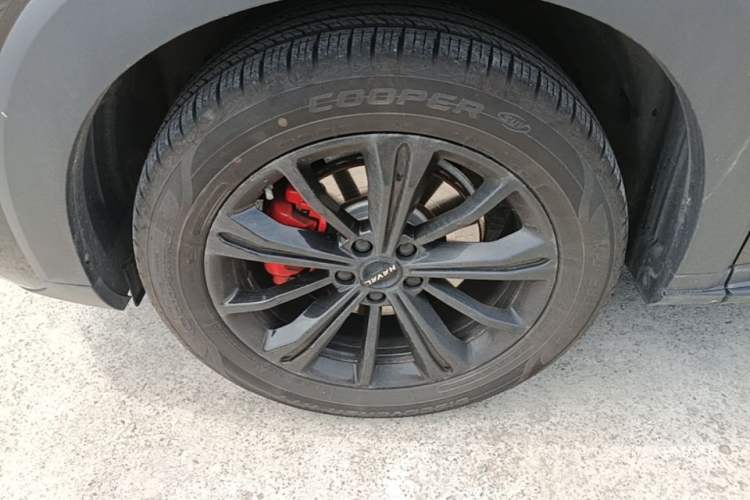 Used Haval H6S 2022 2.0T Two-Wheel Drive ZhiRun Version Left Front Wheel Hub