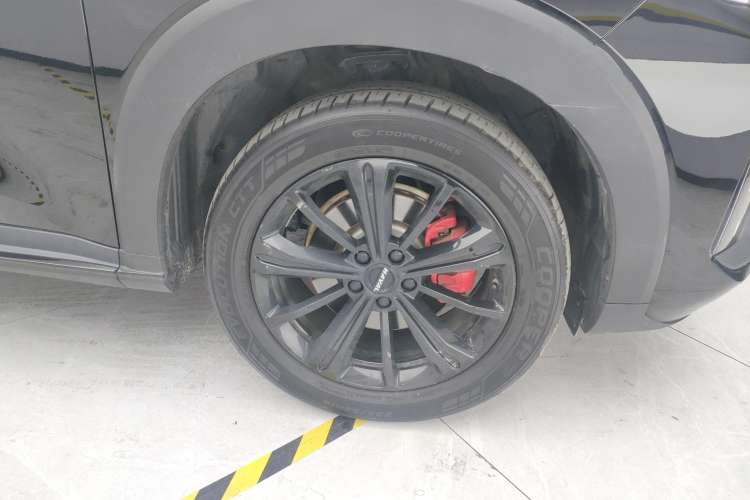 Used Haval H6S 2022 2.0T Two-Wheel Drive JoyRun Version Left Front Wheel Hub
