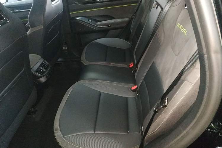 Used Haval H6S 2022 2.0T Two-Wheel Drive ZhiRun Version Left Rear Seat