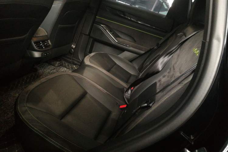 Used Haval H6S 2022 2.0T Two-Wheel Drive ZhiRun Version Left Rear Seat