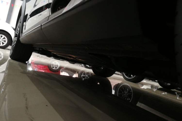 Used Haval H6S 2022 2.0T Two-Wheel Drive ZhiRun Version Left Side Sill