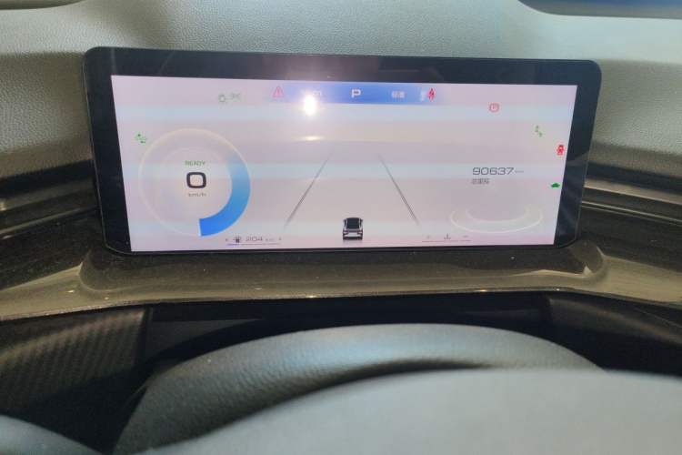 Used Haval H6S 2022 1.5T DHT ZhiRun Edition Odometer Close Up