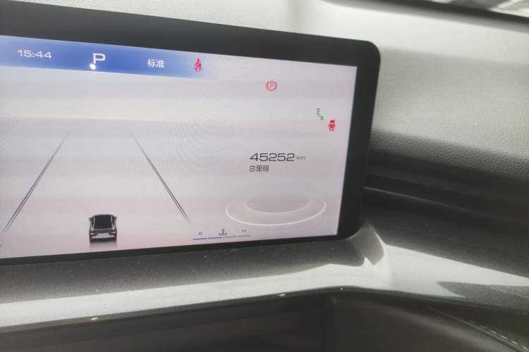 Used Haval H6S 2022 2.0T Two-Wheel Drive ZhiRun Version Odometer Close Up