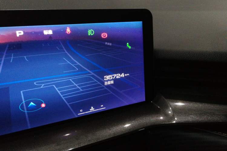 Used Haval H6S 2022 2.0T Two-Wheel Drive ZhiRun Version Odometer Close Up