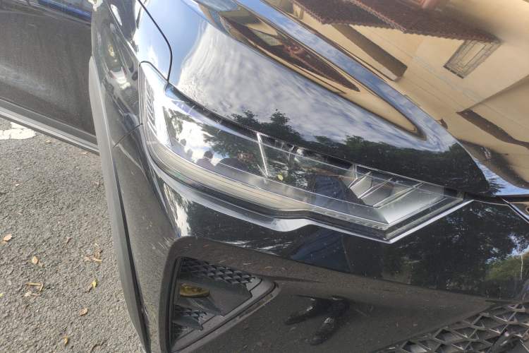 Used Haval H6S 2022 2.0T All-Wheel-Drive Trendy Sports Edition Right Front Headlight