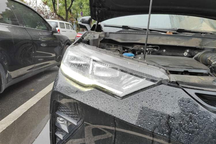Used Haval H6S 2022 1.5T DHT ZhiRun Edition Right Front Headlight