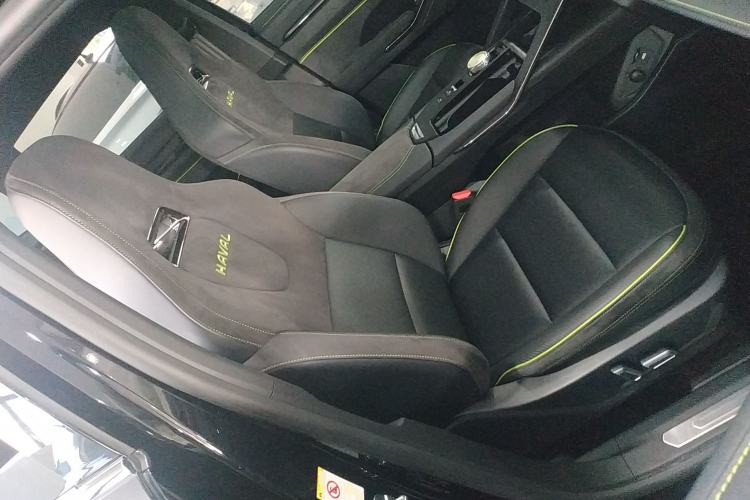 Used Haval H6S 2022 2.0T Two-Wheel Drive ZhiRun Version Right Front Seat