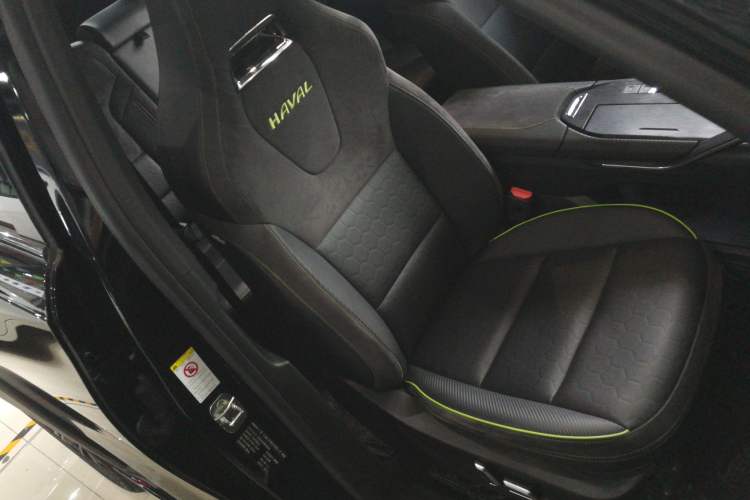 Used Haval H6S 2022 2.0T Two-Wheel Drive ZhiRun Version Right Front Seat