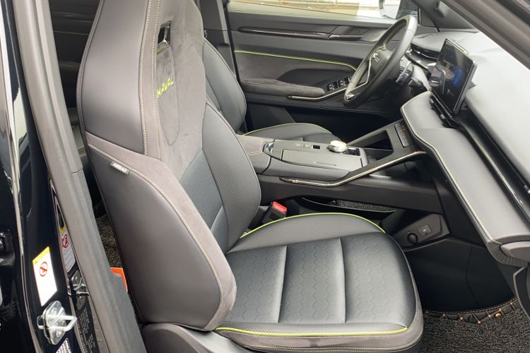 Used Haval H6S 2022 2.0T All-Wheel-Drive Trendy Sports Edition Right Front Seat