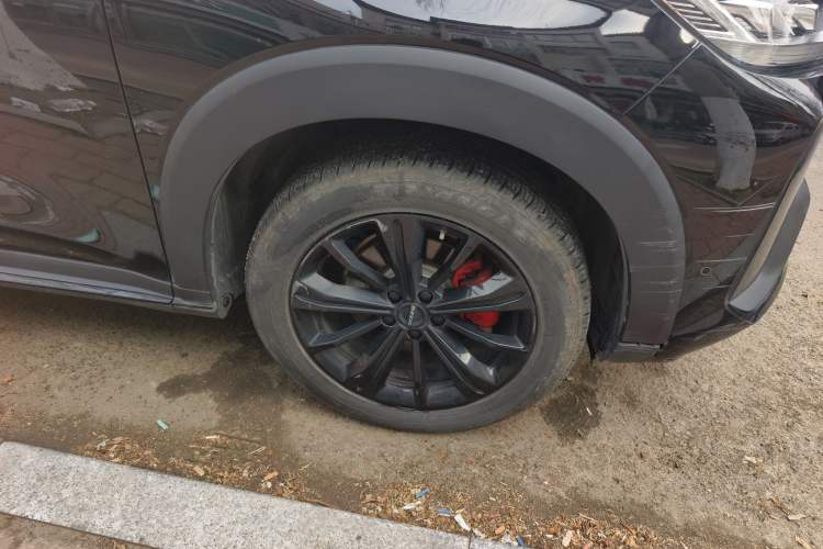 Used Haval H6S 2022 2.0T All-Wheel-Drive Trendy Sports Edition Right Front Wheel Hub