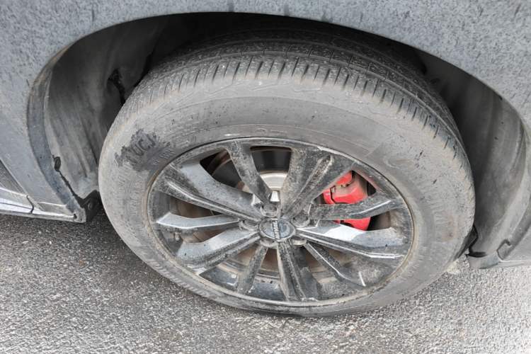 Used Haval H6S 2022 1.5T DHT ZhiRun Edition Right Front Wheel Hub