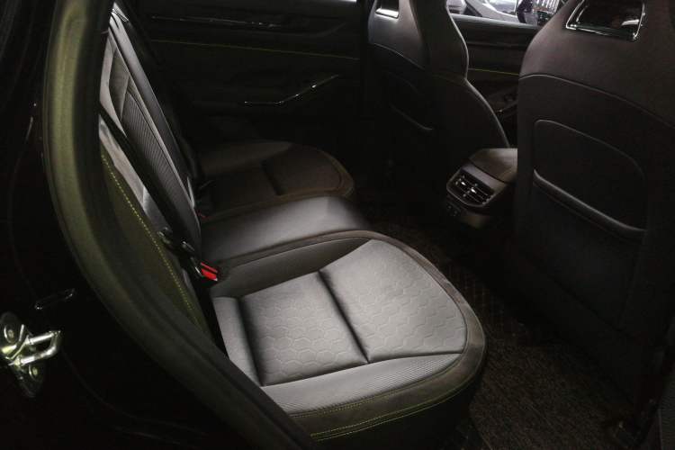 Used Haval H6S 2022 2.0T Two-Wheel Drive ZhiRun Version Right Rear Seat