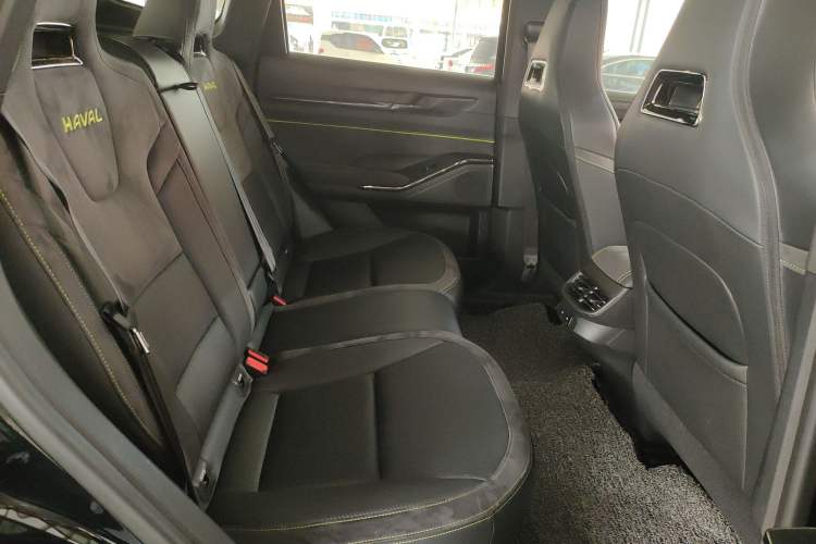 Used Haval H6S 2022 2.0T All-Wheel-Drive Trendy Sports Edition Right Rear Seat