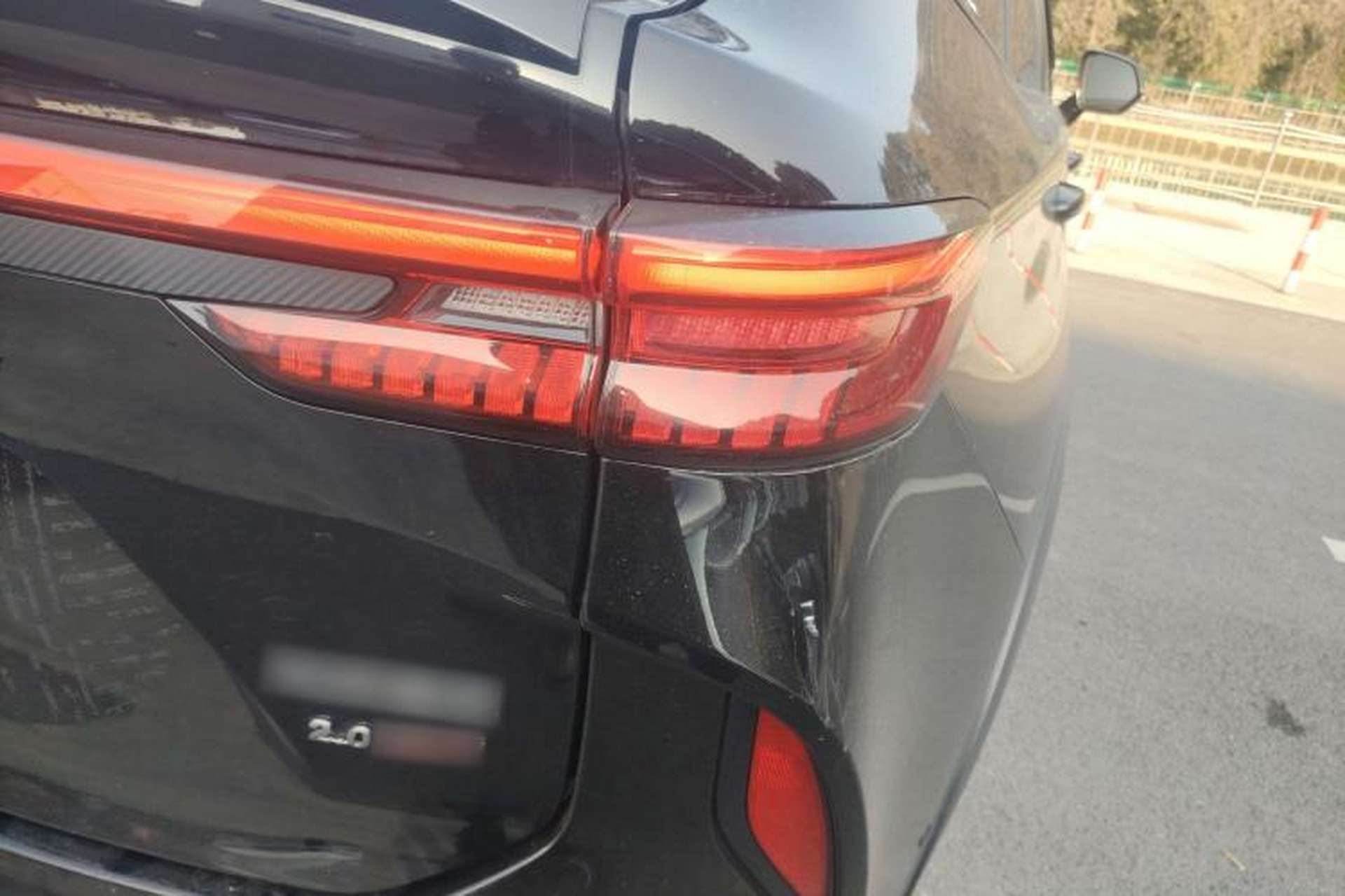 Used Haval H6S 2022 2.0T All-Wheel-Drive Trendy Sports Edition Right Rear Taillight