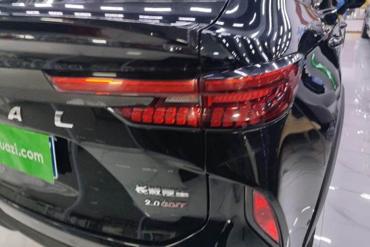Used Haval H6S 2022 2.0T All-Wheel-Drive Trendy Sports Edition Right Rear Taillight