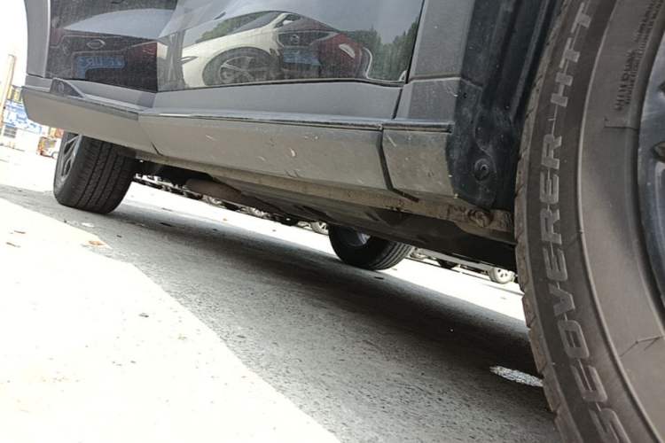 Used Haval H6S 2022 2.0T Two-Wheel Drive ZhiRun Version Right Side Sill