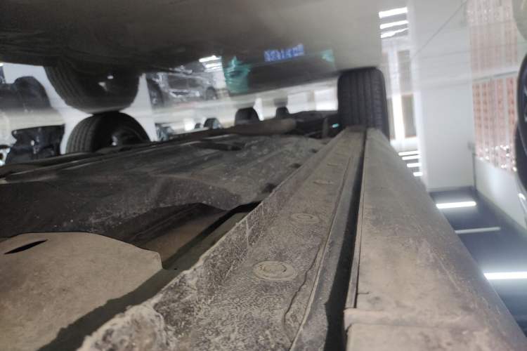 Used Haval H6S 2022 2.0T Two-Wheel Drive JoyRun Version Right Side Sill