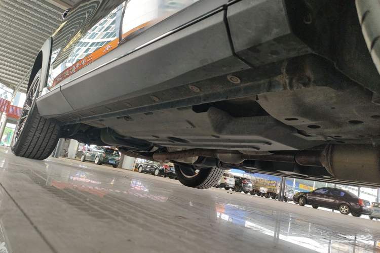 Used Haval H6S 2022 2.0T All-Wheel-Drive Trendy Sports Edition Right Side Sill
