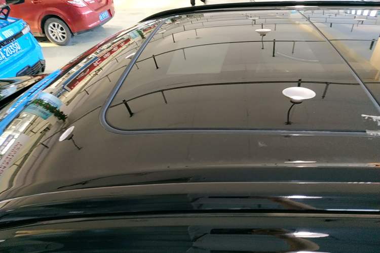 Used Haval H6S 2022 2.0T Two-Wheel Drive ZhiRun Version Roof