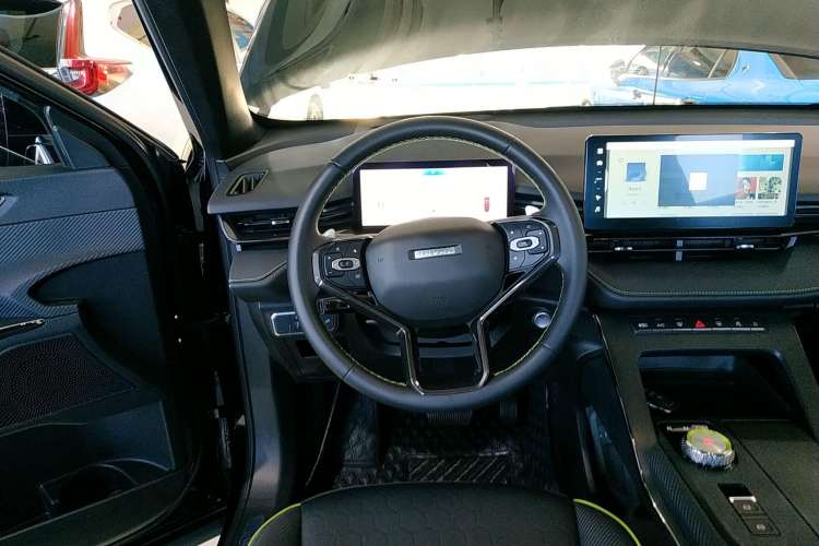 Used Haval H6S 2022 2.0T Two-Wheel Drive ZhiRun Version Steering Wheel