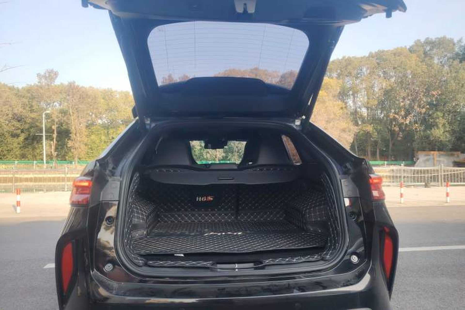 Used Haval H6S 2022 2.0T All-Wheel-Drive Trendy Sports Edition Trunk