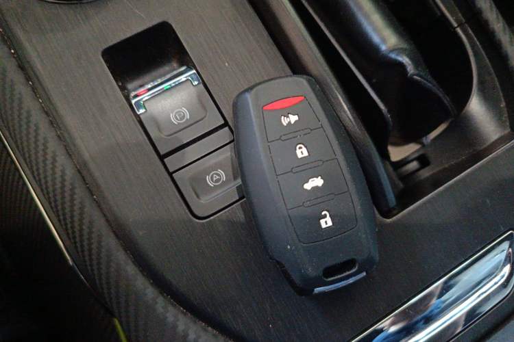 Used Haval H6S 2022 2.0T Two-Wheel Drive ZhiRun Version Vehicle Key
