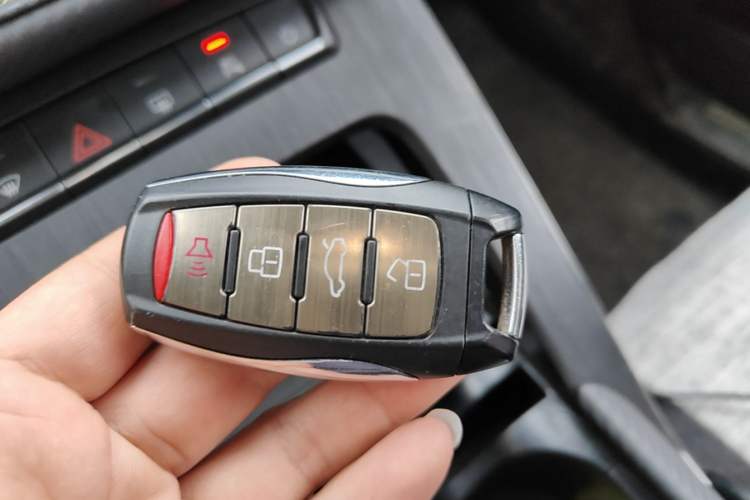 Used Haval H6S 2022 1.5T DHT ZhiRun Edition Vehicle Key