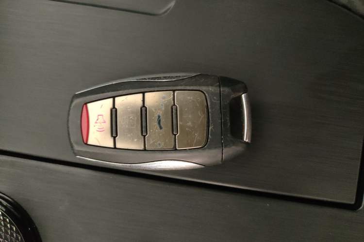 Used Haval H6S 2022 2.0T All-Wheel-Drive Trendy Sports Edition Vehicle Key