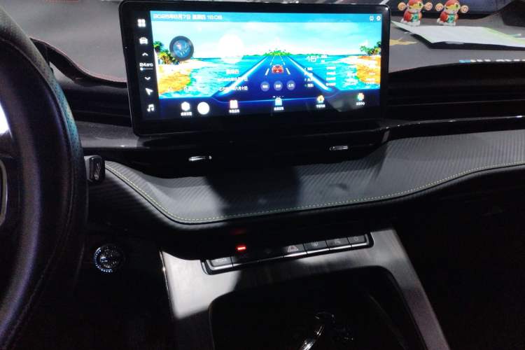 Used Haval H6S 2022 2.0T All-Wheel-Drive Trendy Sports Edition Audio And AC Panel
