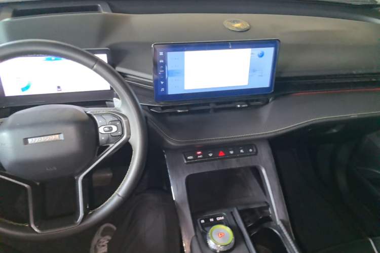 Used Haval H6S 2022 2.0T Two-Wheel Drive ZhiRun Version Center Console
