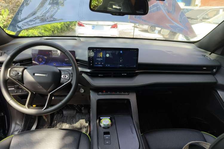Used Haval H6S 2022 2.0T Two-Wheel Drive ZhiRun Version Center Console