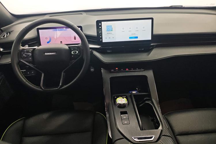 Used Haval H6S 2022 2.0T Two-Wheel Drive ZhiRun Version Center Console