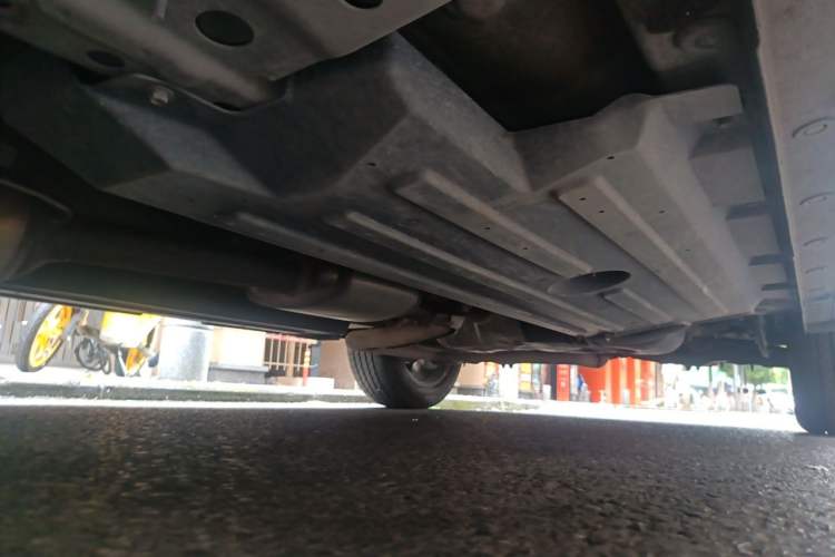 Used Haval H6S 2022 2.0T Two-Wheel Drive JoyRun Version Chassis Front Left