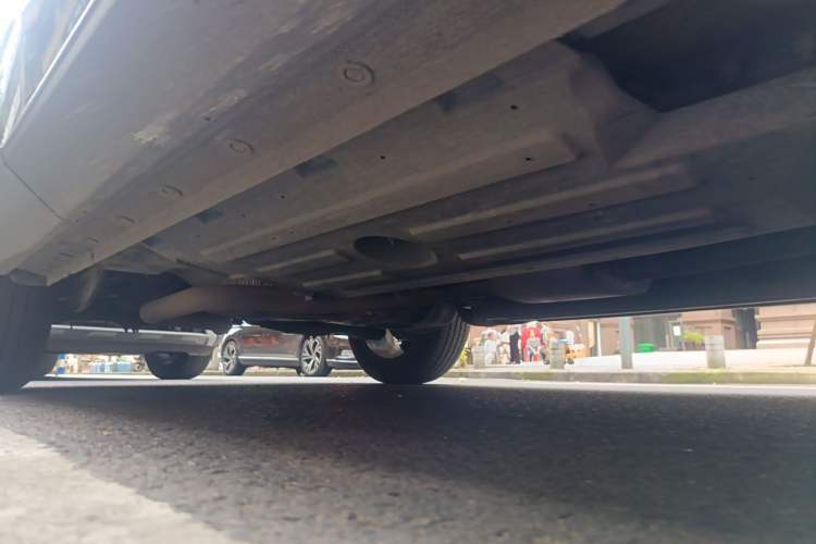 Used Haval H6S 2022 2.0T Two-Wheel Drive JoyRun Version Chassis Front Right