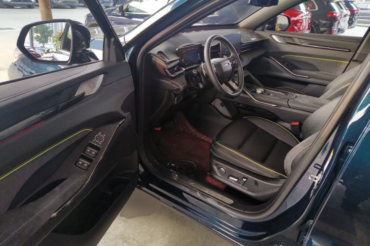 Used Haval H6S 2022 2.0T Two-Wheel Drive ZhiRun Version Driver Seat
