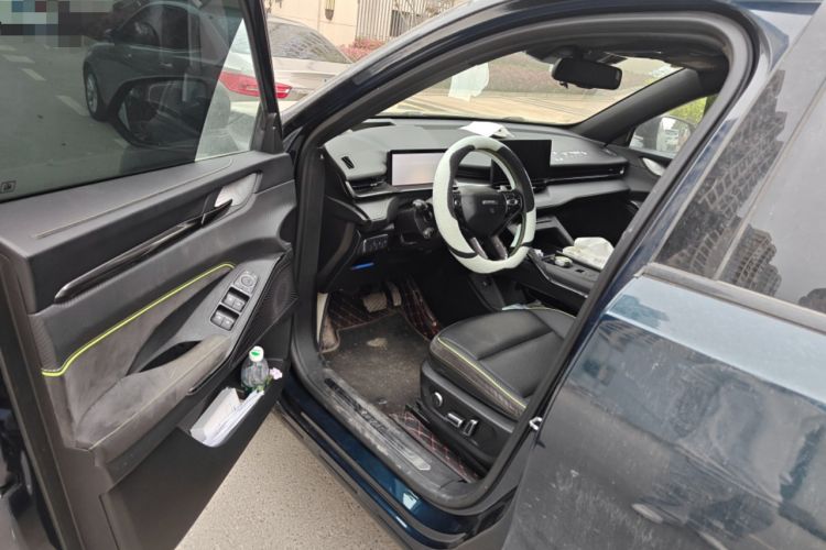 Used Haval H6S 2022 2.0T Two-Wheel Drive ZhiRun Version Driver Seat