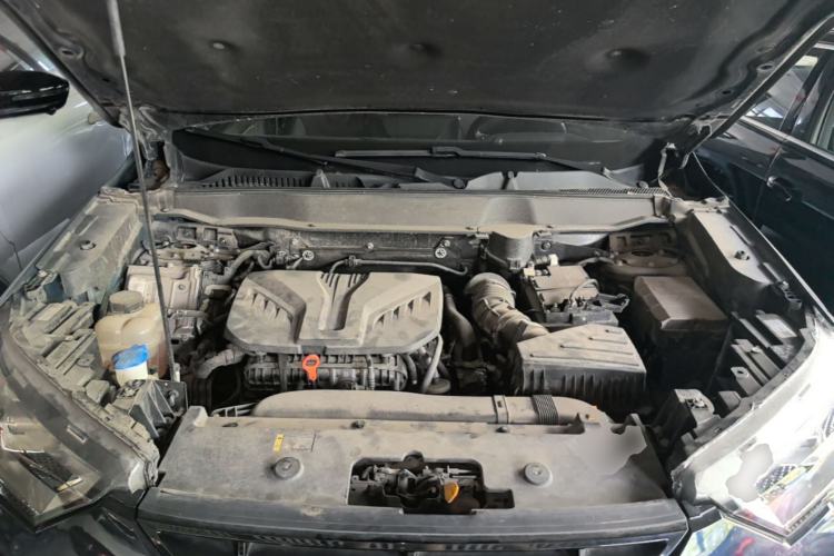 Used Haval H6S 2022 2.0T Two-Wheel Drive ZhiRun Version Engine Bay