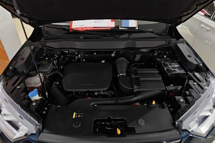 Used Haval H6S 2022 1.5T DHT ZhiRun Edition Engine Bay