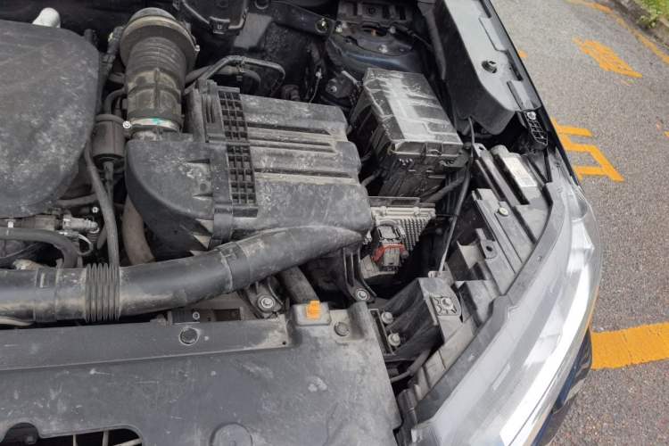 Used Haval H6S 2022 1.5T DHT Joyride Edition Engine Bay Left