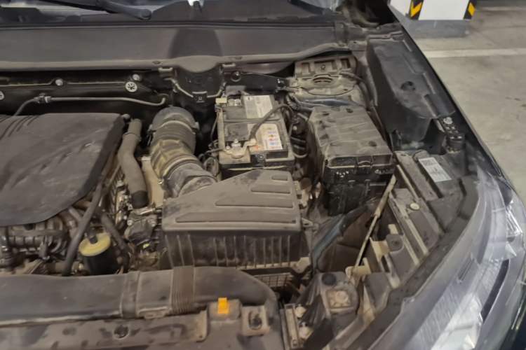 Used Haval H6S 2022 2.0T All-Wheel-Drive Trendy Sports Edition Engine Bay Left