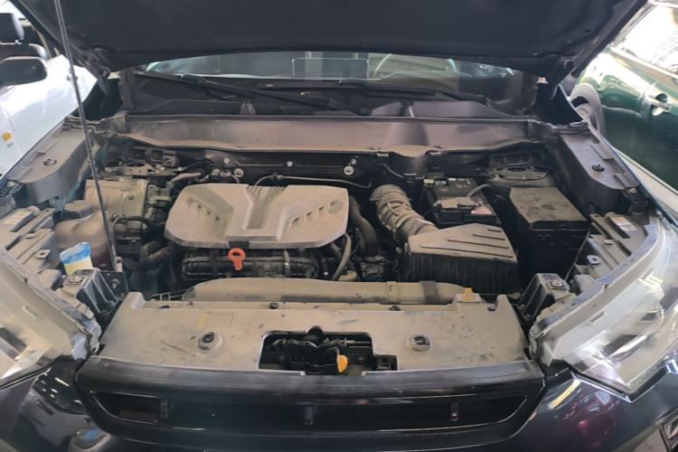 Used Haval H6S 2022 2.0T Two-Wheel Drive ZhiRun Version Engine Bay