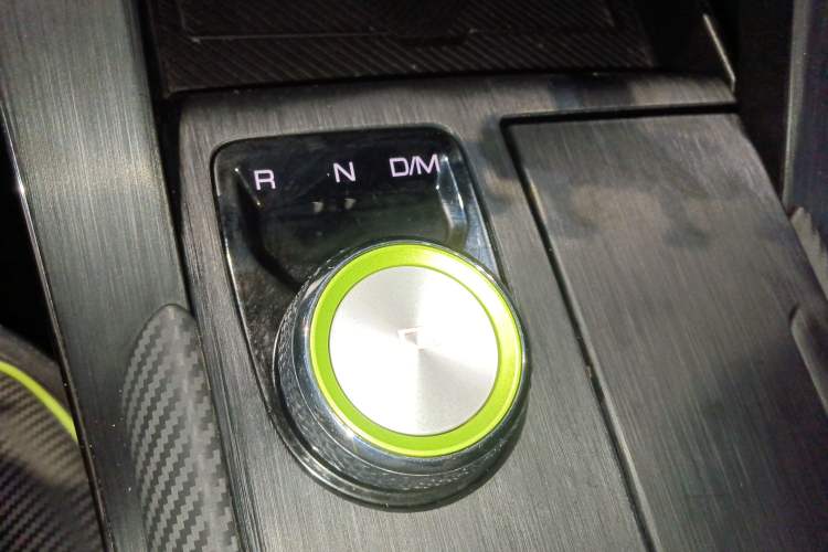 Used Haval H6S 2022 2.0T Two-Wheel Drive ZhiRun Version Gear Lever