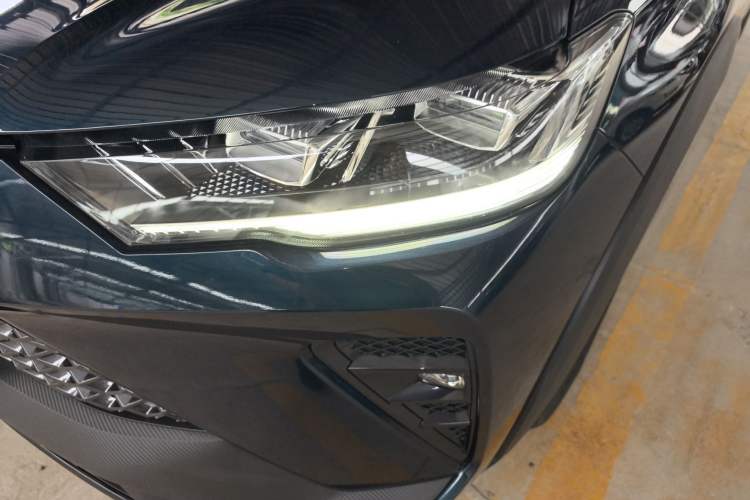 Used Haval H6S 2022 2.0T Two-Wheel Drive ZhiRun Version Left Front Headlight
