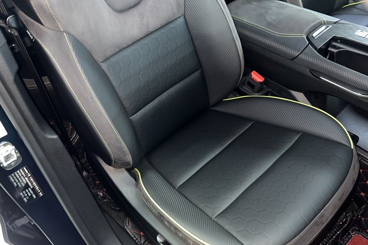 Used Haval H6S 2022 2.0T Two-Wheel Drive ZhiRun Version Right Front Seat