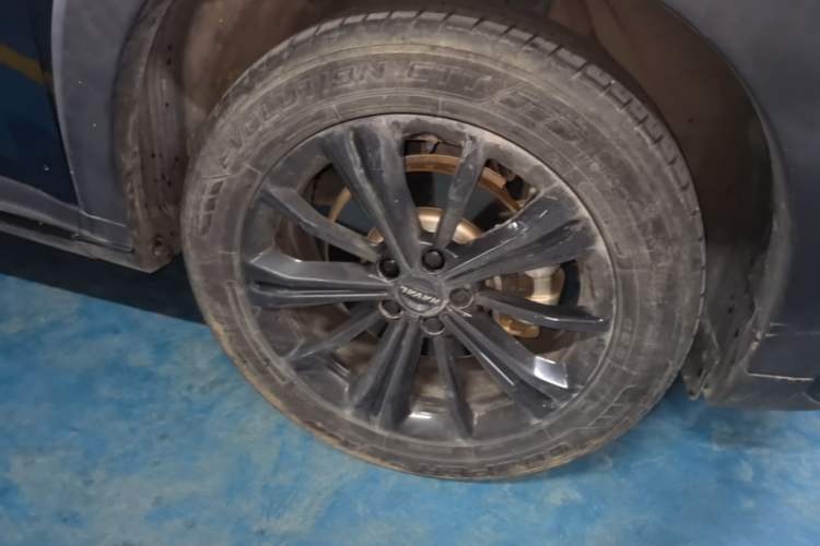 Used Haval H6S 2022 2.0T All-Wheel-Drive Trendy Sports Edition Right Front Wheel Hub