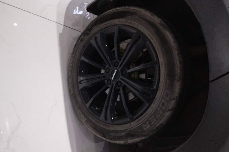 Used Haval H6S 2022 2.0T All-Wheel-Drive Trendy Sports Edition Right Rear Wheel Hub