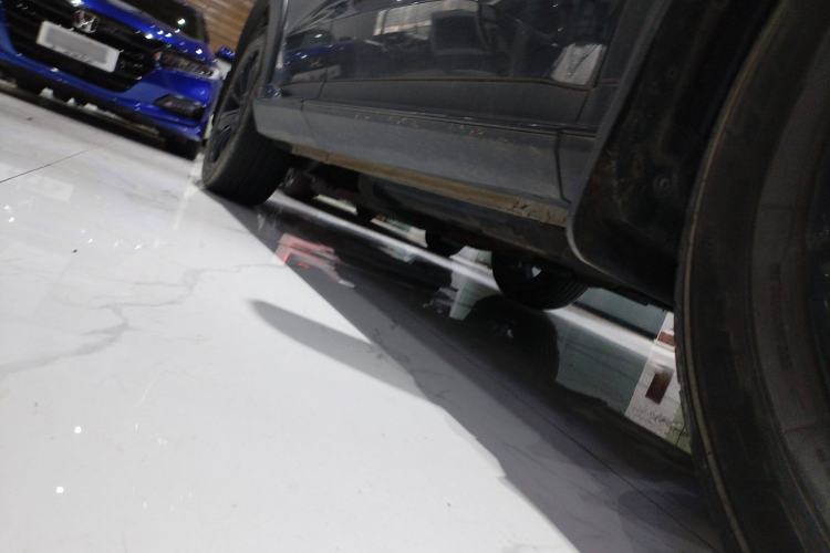 Used Haval H6S 2022 2.0T All-Wheel-Drive Trendy Sports Edition Right Side Sill