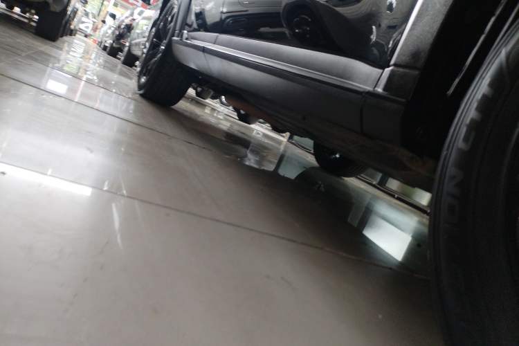 Used Haval H6S 2022 2.0T Two-Wheel Drive ZhiRun Version Right Side Sill
