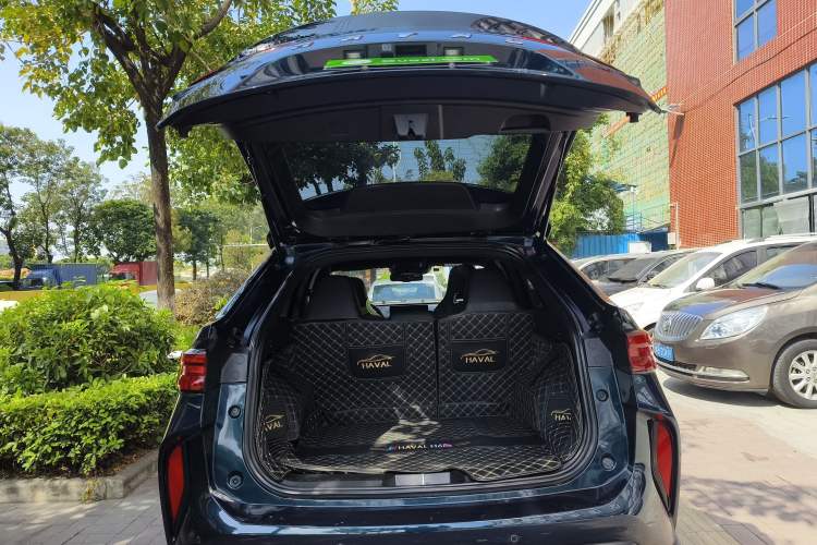 Used Haval H6S 2022 2.0T Two-Wheel Drive ZhiRun Version Trunk